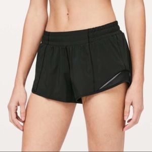 Lululemon Black Hotty Hot 2.5” Short